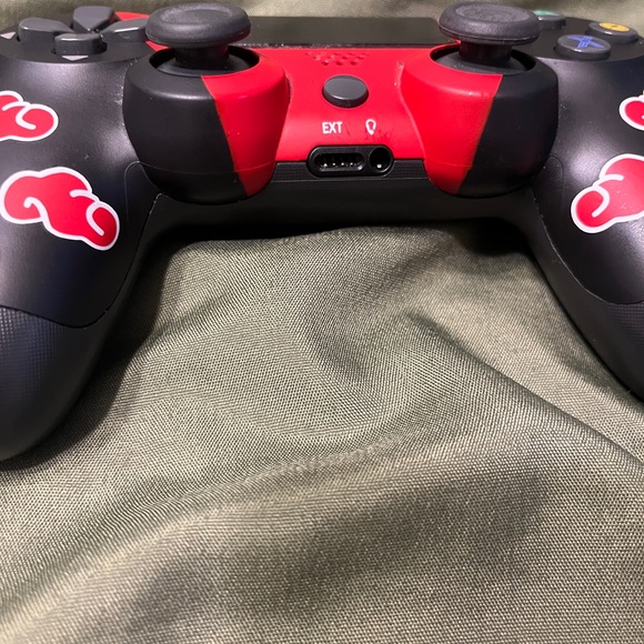Akatsuki Styled DualShock PS4 Controller - Picture 4 of 4